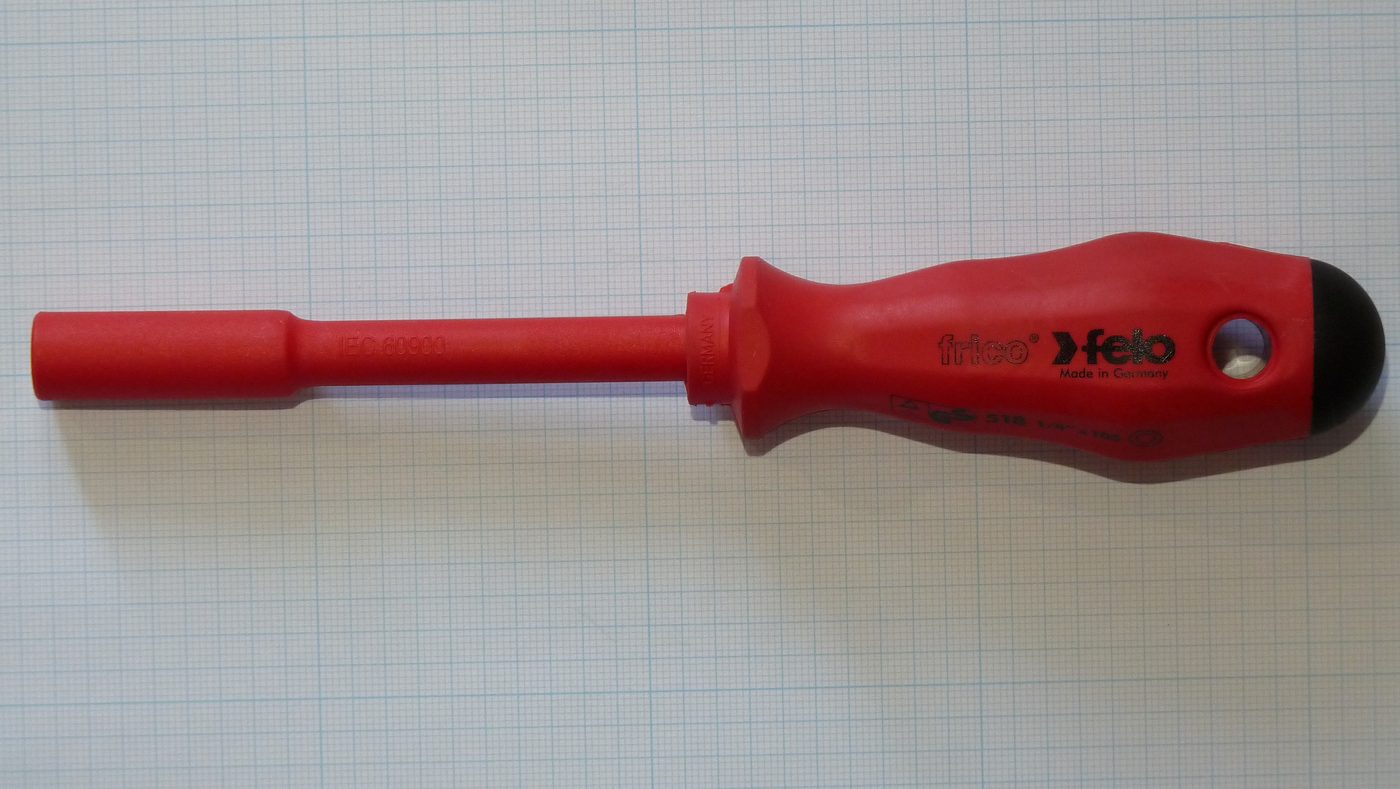 Insulated screwdriver for electrical work